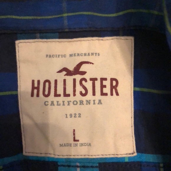 Hollister Button Down - Picture 4 of 4